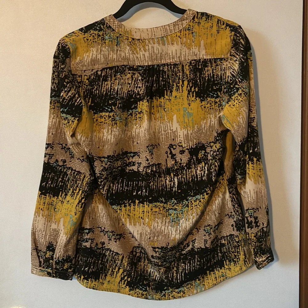 Blouse - Picture 2 of 2